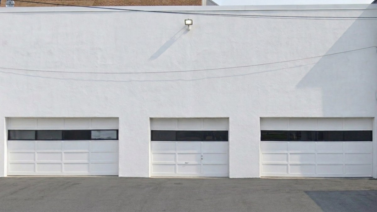 Vischer Funeral Supplies warehouse at 406 Market Street, Lykens, Pennsylvania